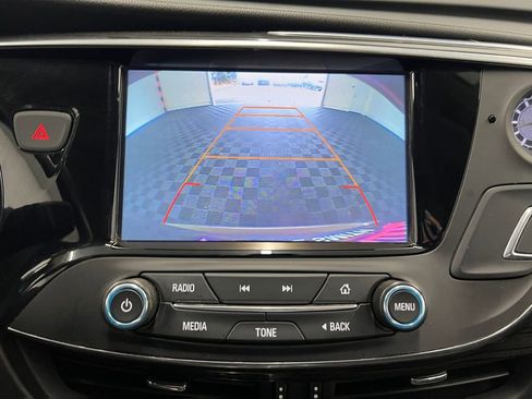 Used 2018 Buick Envision Essence image 23