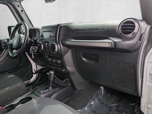 Used 2016 Jeep Wrangler Unlimited Sport w/ Quick Order Package 24S AWD/4WD image 19