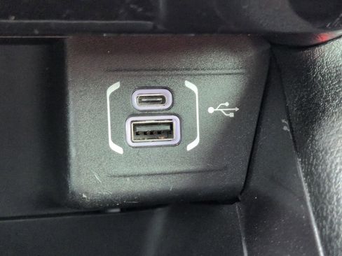 Used 2022 Jeep Compass Latitude image 21