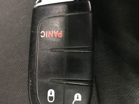 Used 2020 Dodge Durango SXT image 49