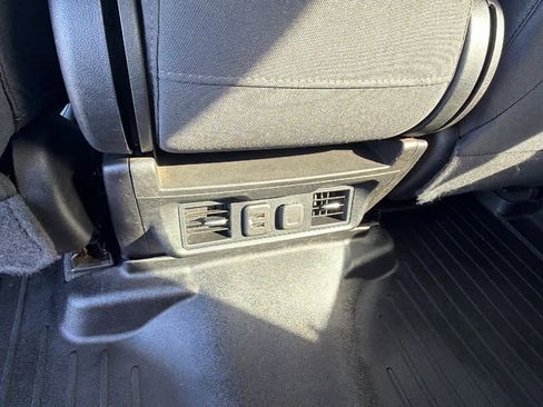 Used 2019 Chevrolet Silverado 1500 LT w/ All-Star Edition image 25