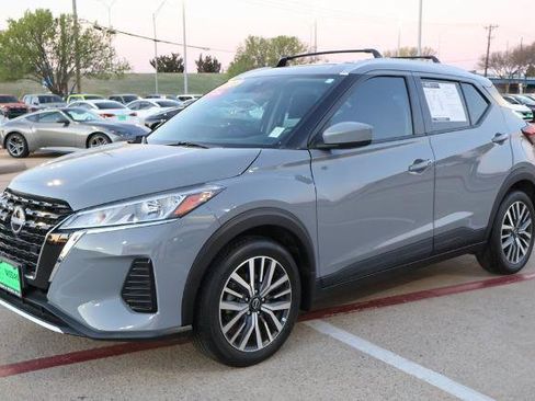 Certified 2024 Nissan Kicks SV w/ Exterior Package FWD image 3