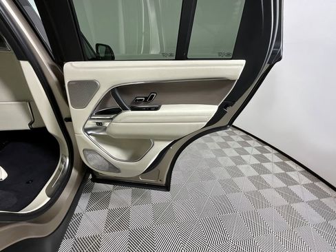 Used 2022 Land Rover Range Rover First Edition image 24