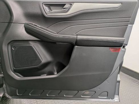 Certified 2025 Ford Escape Active w/ Tech Pack #1 image 27