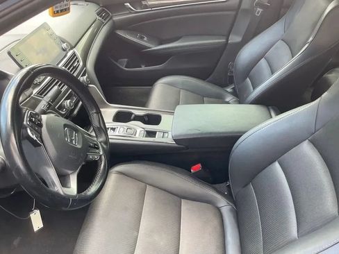 Used 2021 Honda Accord Sport image 5