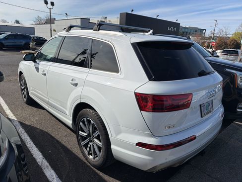 Used 2019 Audi Q7 3.0T Premium Plus w/ Premium Plus Package image 6