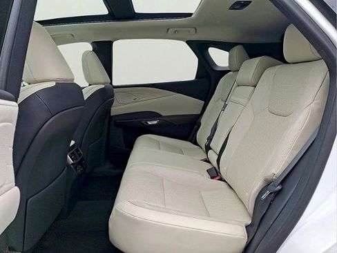Certified 2024 Lexus RX 350 AWD w/ Convenience Package image 8