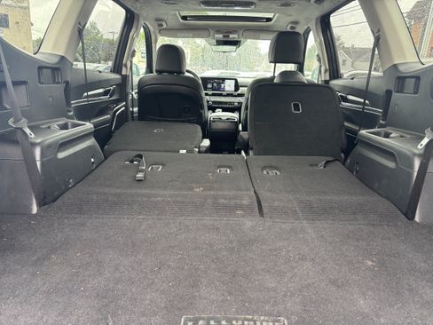 Used 2024 Kia Telluride SX Prestige AWD/4WD image 11