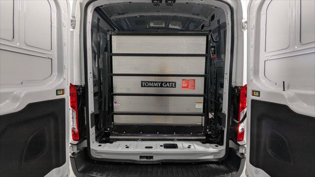 Used 2023 Ford E-Transit Medium Roof RWD image 16
