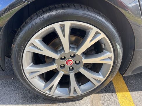 Used 2019 Jaguar XJ AWD image 30