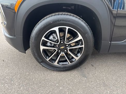 Used 2025 Chevrolet TrailBlazer LT w/ Driver Confidence Package image 26