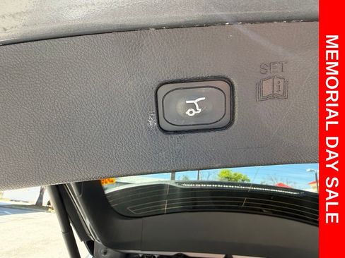 Used 2024 Ford Edge Titanium AWD/4WD image 8