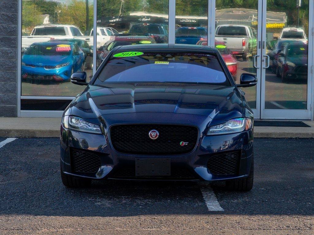 Used 2018 Jaguar XF S RWD image 6