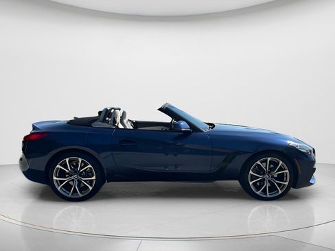 Used 2021 BMW Z4 sDrive30i w/ Convenience Package RWD image 4
