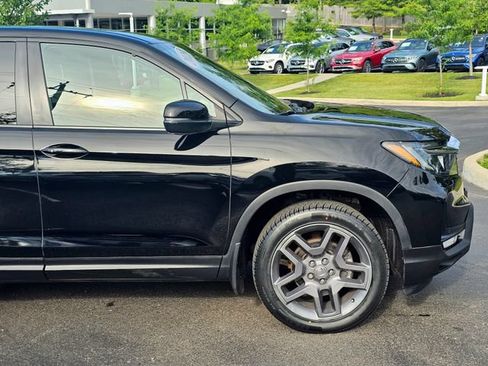 Used 2023 Honda Passport EX-L image 6