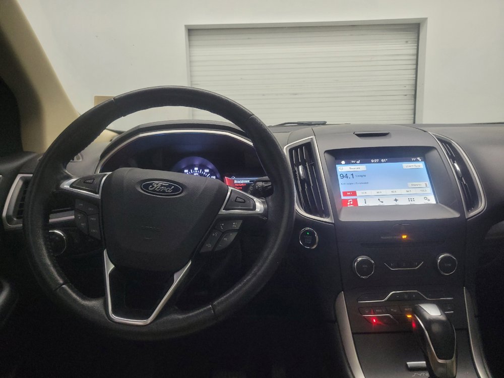 Used 2018 Ford Edge SEL w/ Equipment Group 201A AWD/4WD image 22