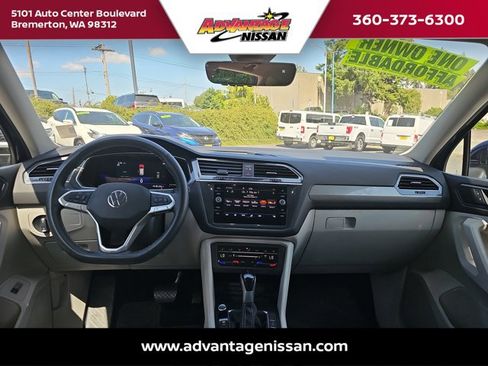 Used 2022 Volkswagen Tiguan SE image 22