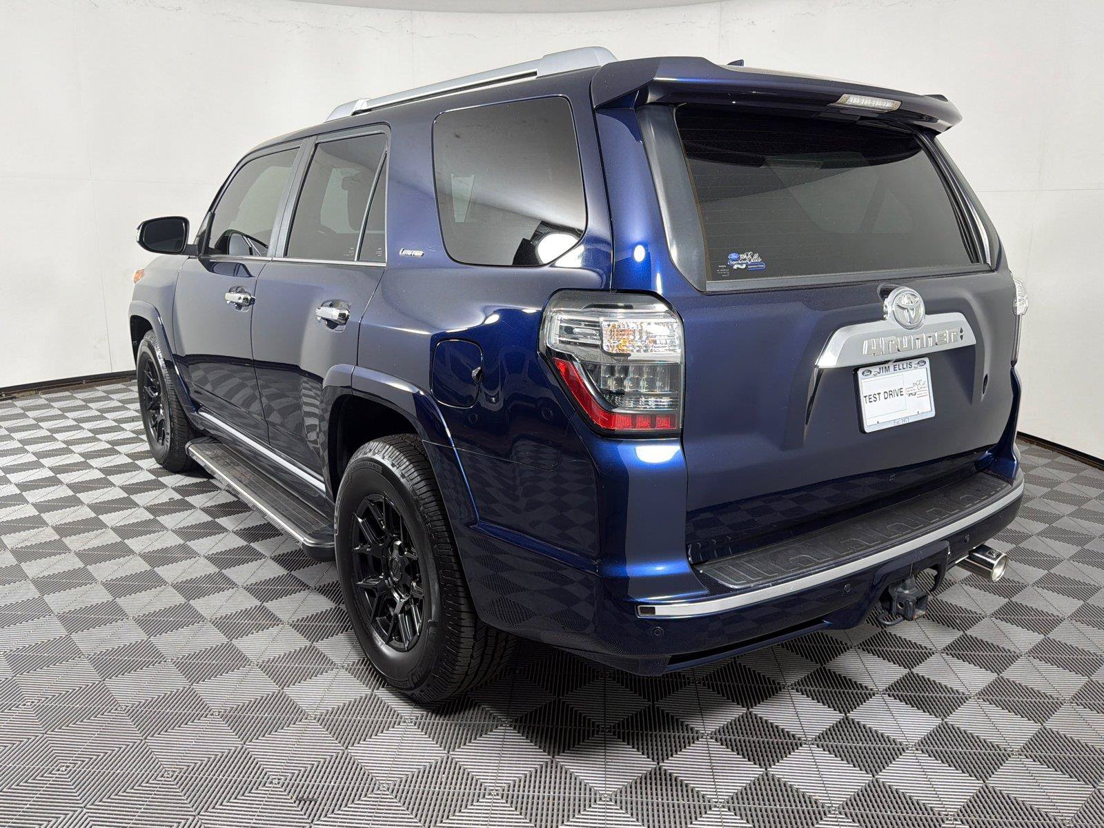 Used 2021 Toyota 4Runner Limited RWD image 5