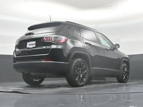 New 2026 Jeep Compass Latitude AWD/4WD image 45