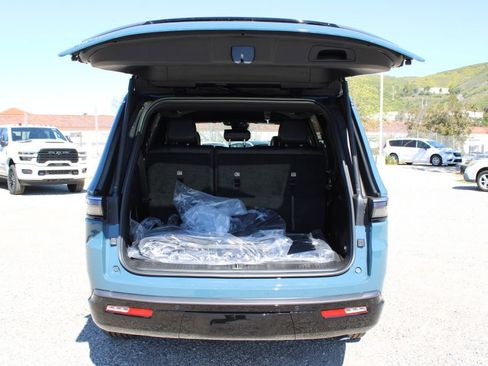 New 2026 Jeep Grand Wagoneer image 11