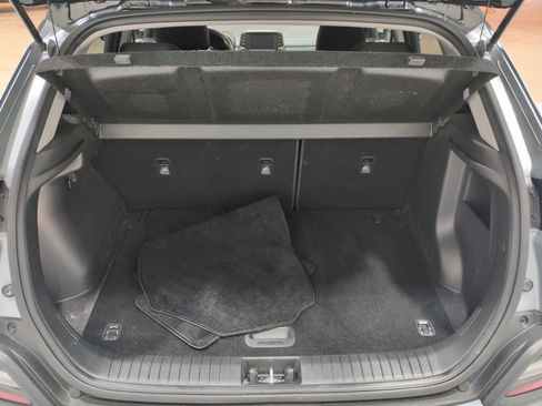 Used 2018 Hyundai Kona SEL AWD/4WD image 12