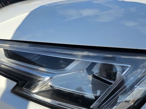 Used 2017 Audi A4 2.0T Premium Plus w/ Premium Plus Package image 11