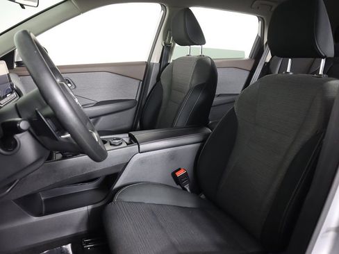 Used 2022 Nissan Rogue SV image 26