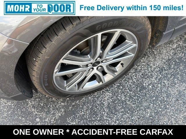 Used 2024 Ford Edge Titanium AWD/4WD image 11