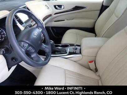 Used 2017 INFINITI QX60 Luxe w/ Deluxe Technology Package