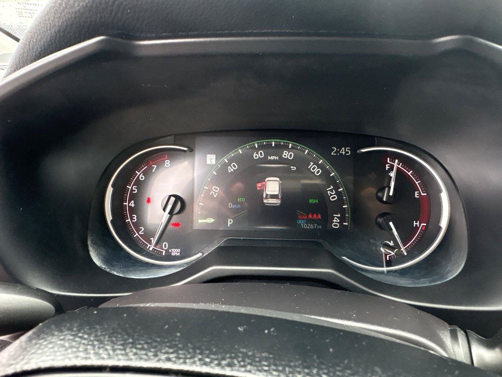 Used 2025 Toyota RAV4 LE FWD image 23