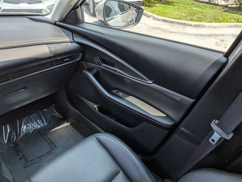 Used 2024 MAZDA CX-30 AWD 2.5 S w/ Preferred Package image 17