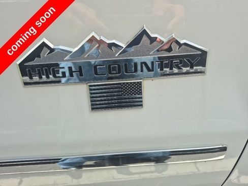 Used 2017 Chevrolet Silverado 2500 High Country w/ Duramax Plus Package AWD/4WD image 5