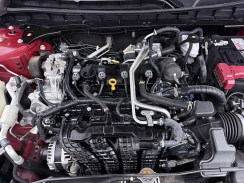 Used 2025 Nissan Altima 2.5 SV FWD image 11