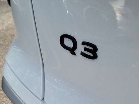 New 2026 Audi Q3 quattro 2.0T AWD/4WD image 5