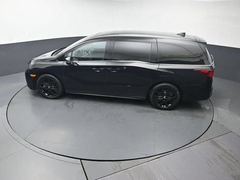 Used 2025 Honda Odyssey Sport-L image 45