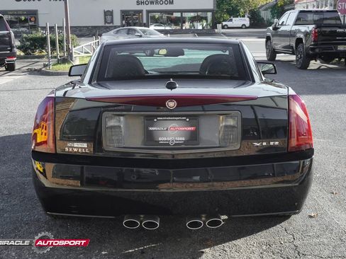 Used 2005 Cadillac XLR image 6