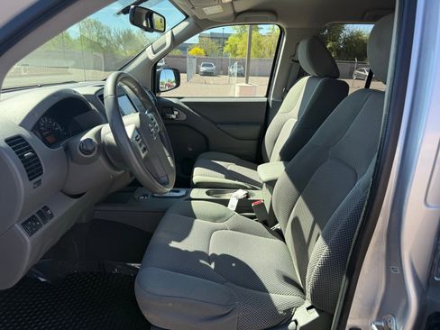 Certified 2021 Nissan Frontier SV image 13