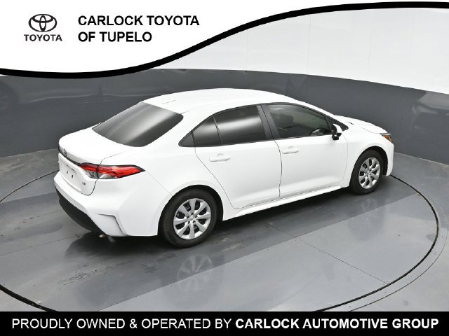 Used 2024 Toyota Corolla LE FWD image 30