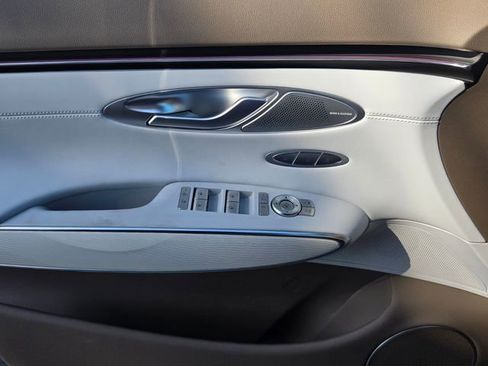 New 2026 Genesis GV70 2.5T Advanced AWD/4WD image 15
