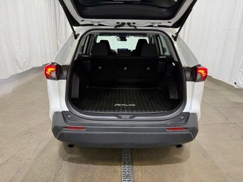 Certified 2024 Toyota RAV4 LE AWD/4WD image 12