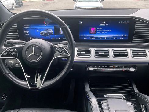 Used 2024 Mercedes-Benz GLE 350 4MATIC image 15