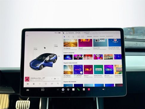 Used 2019 Tesla Model 3 Performance image 9