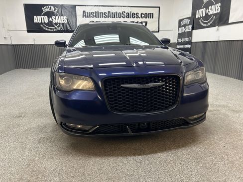 Used 2015 Chrysler 300 S AWD/4WD image 2