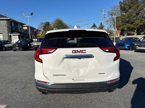 Used 2020 GMC Terrain SLT w/ Preferred Package image 4
