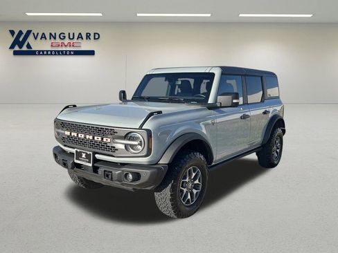 Used 2023 Ford Bronco Badlands image 1