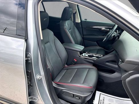 Used 2023 Buick Envision Essence w/ Sport Touring Package AWD/4WD image 9