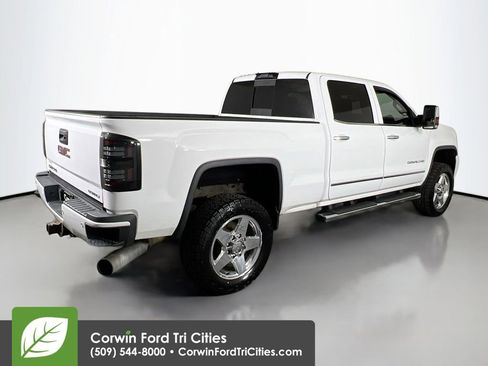 Used 2015 GMC Sierra 2500 Denali w/ Duramax Plus Package image 14
