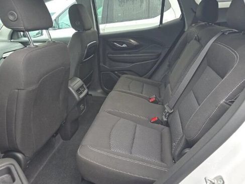 Used 2024 GMC Terrain SLE w/ Driver Convenience Package AWD/4WD image 10