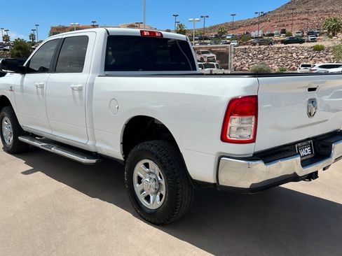 Used 2020 RAM 2500 Big Horn AWD/4WD image 3
