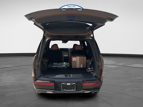 New 2026 Hyundai Santa Fe Calligraphy FWD image 17